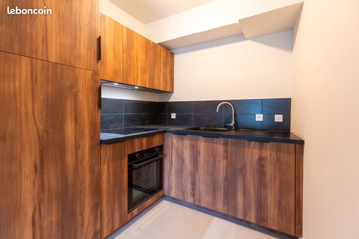 3 rooms Apartment in Occitanie, France No. 339419