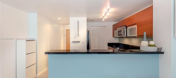1 dormitorio propiedad comercial en venta en Miami, Miami-Dade, Florida, USA № 615207 10