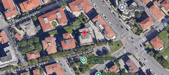 4 rooms Apartment in Verona, Italy No. 292905 2