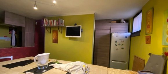 Dúplex de 3 habitaciónes en Bernareggio, Italy No. 8529 22