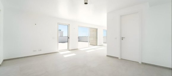 Ático de 4 dormitorios en Lagoa, Portugal No. 128649 5