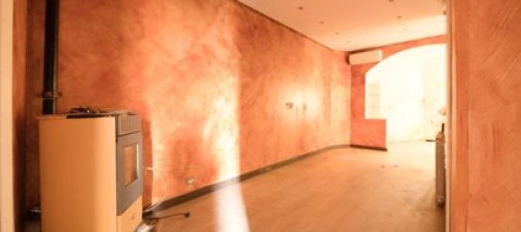 Apartamento de 2 dormitorios en Genoa, Italy No. 140494 16