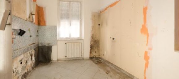 Apartamento de 2 dormitorios en Genoa, Italy No. 140494 28