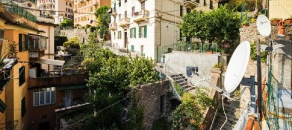 Apartamento de 2 dormitorios en Genoa, Italy No. 140494 8