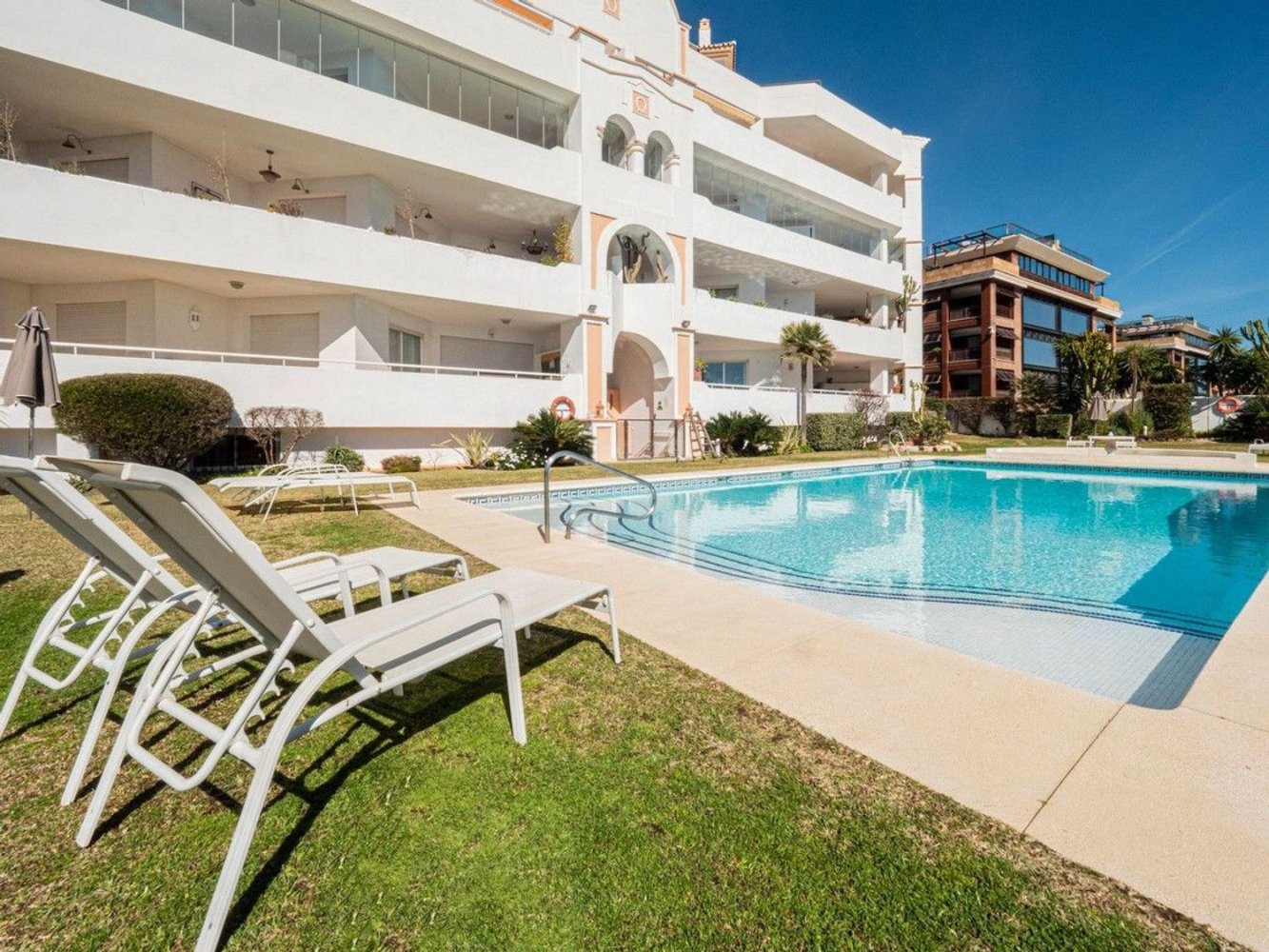 2 bedrooms Apartment in Marbella, Spain No. 116235