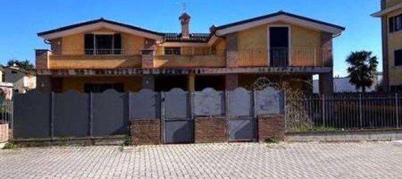 Apartamento de 2 dormitorios en Torgiano, Italy No. 358133 18