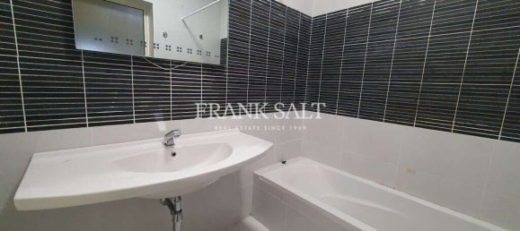 2 bedrooms Apartment in Gzira, Malta No. 7260 8