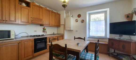 Квартира с 2 комнатами в Удине, Италия № 73856 3