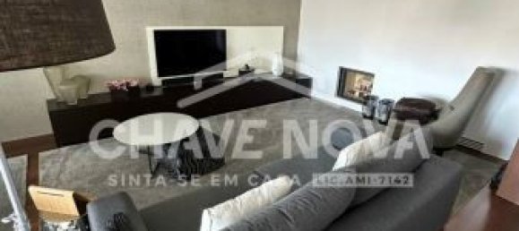 3 bedrooms Apartment in Porto, Portugal No. 135474 2