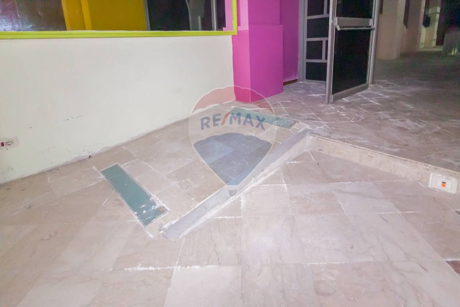 5-salle Propriété commerciale à Catania, Italy No. 79088