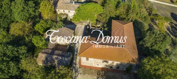 20 rooms House in Chiusdino, Italy No. 18016 2