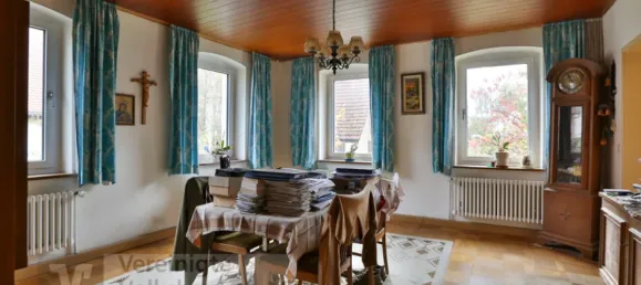 9 rooms Building in Reutlingen, Germany No. 70535 5