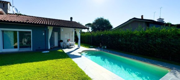 3 bedrooms Villa in Rosolina, Italy No. 321922 3