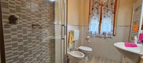 5 bedrooms Apartment in Meldola, Italy No. 380289 9