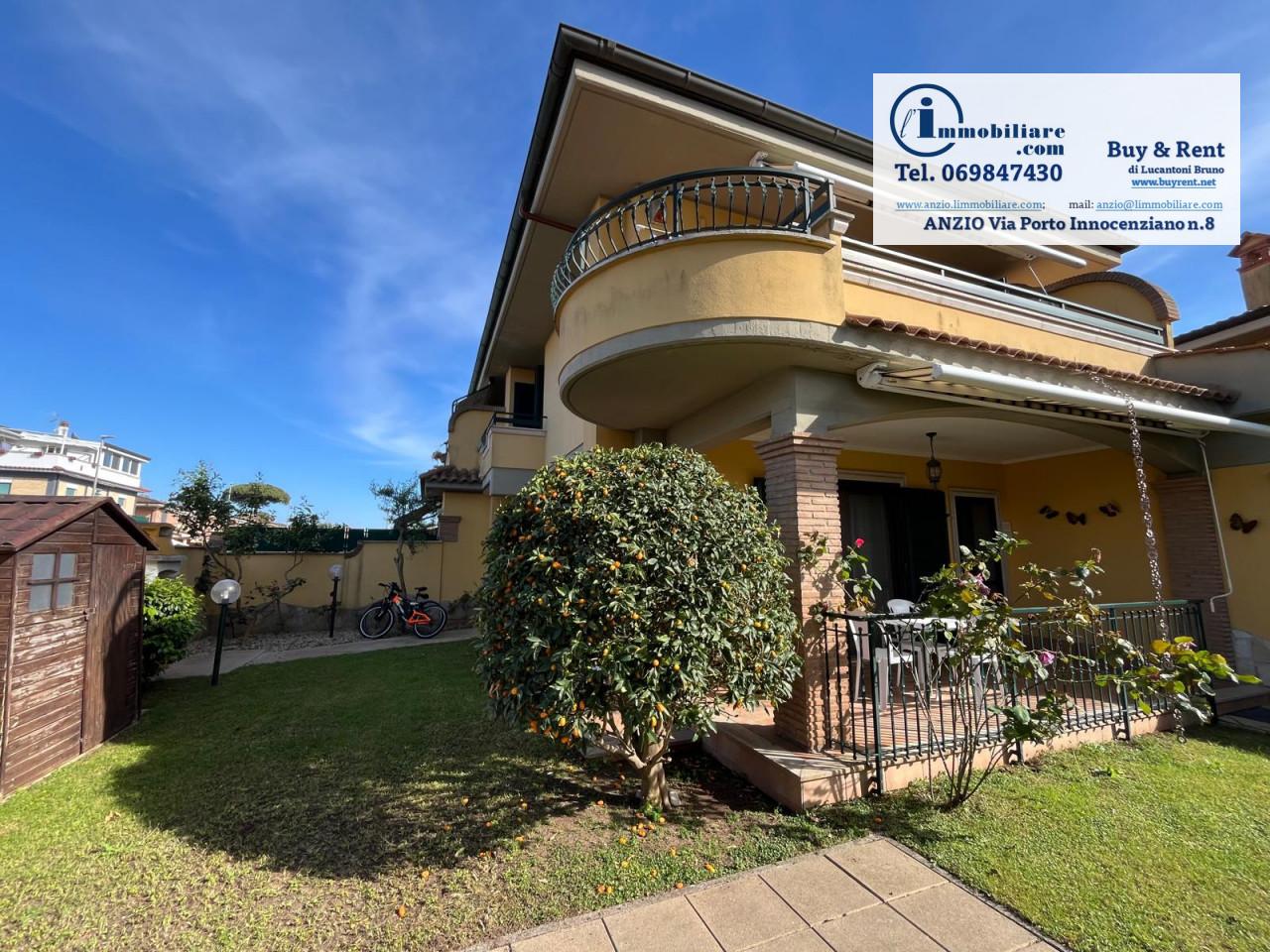 3-salle Villa à Anzio, Italy No. 236948