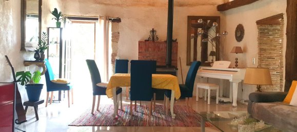 5 bedrooms House in Autreche, France No. 101853 10