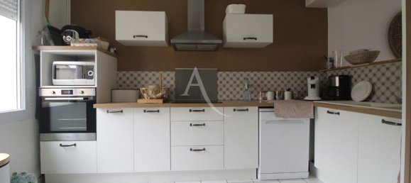 3 bedrooms House in Herbault, France No. 155740 3