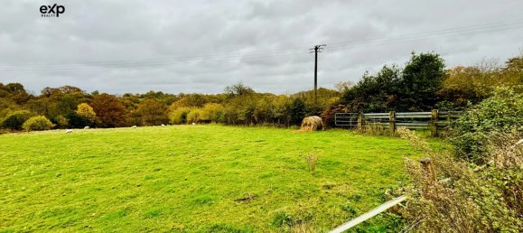  Land in Saint-Fraimbault-de-Prieres, France No. 84081 4