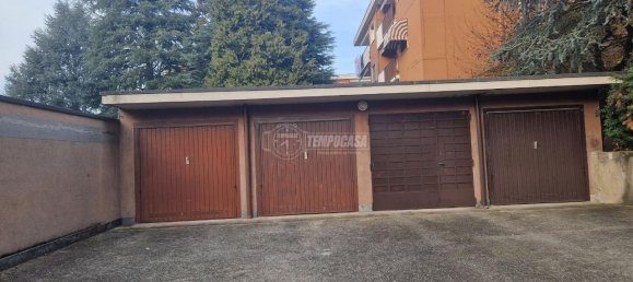 Garage in Lonate Pozzolo, Italy 15m², Nr. 33291 2
