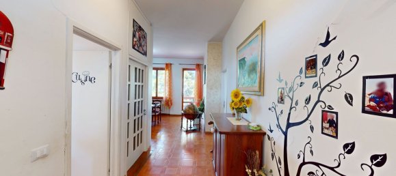 6 rooms Apartment in Agugliano, Italy No. 269696 3