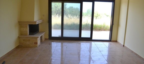 2 bedrooms Commercial property in Chalkidiki, Greece No. 6678 3