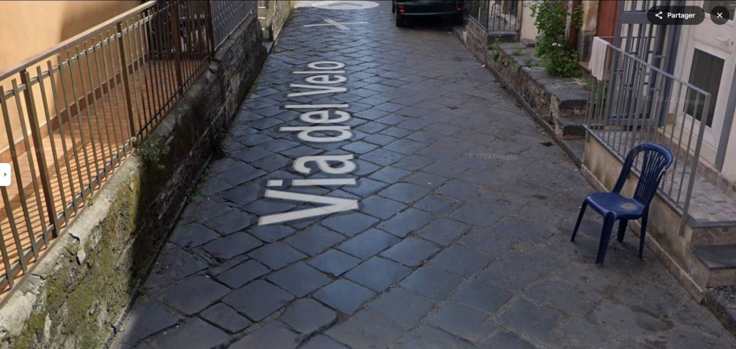 2 bedrooms Apartment in Catania, Italy No. 68413