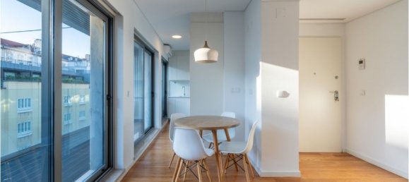 2 bedrooms Penthouse in Lisbon, Portugal No. 110713 5