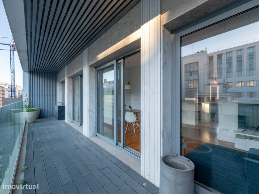 2 bedrooms Penthouse in Lisbon, Portugal No. 110713