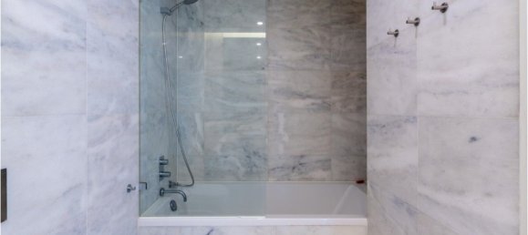 2 bedrooms Penthouse in Lisbon, Portugal No. 110713 19