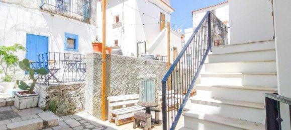 1 bedroom Apartment in Peschici, Italy No. 272048 4