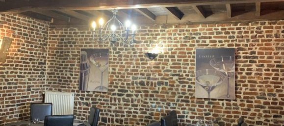 150m² Commercial property in Ecques, France No. 268661 3