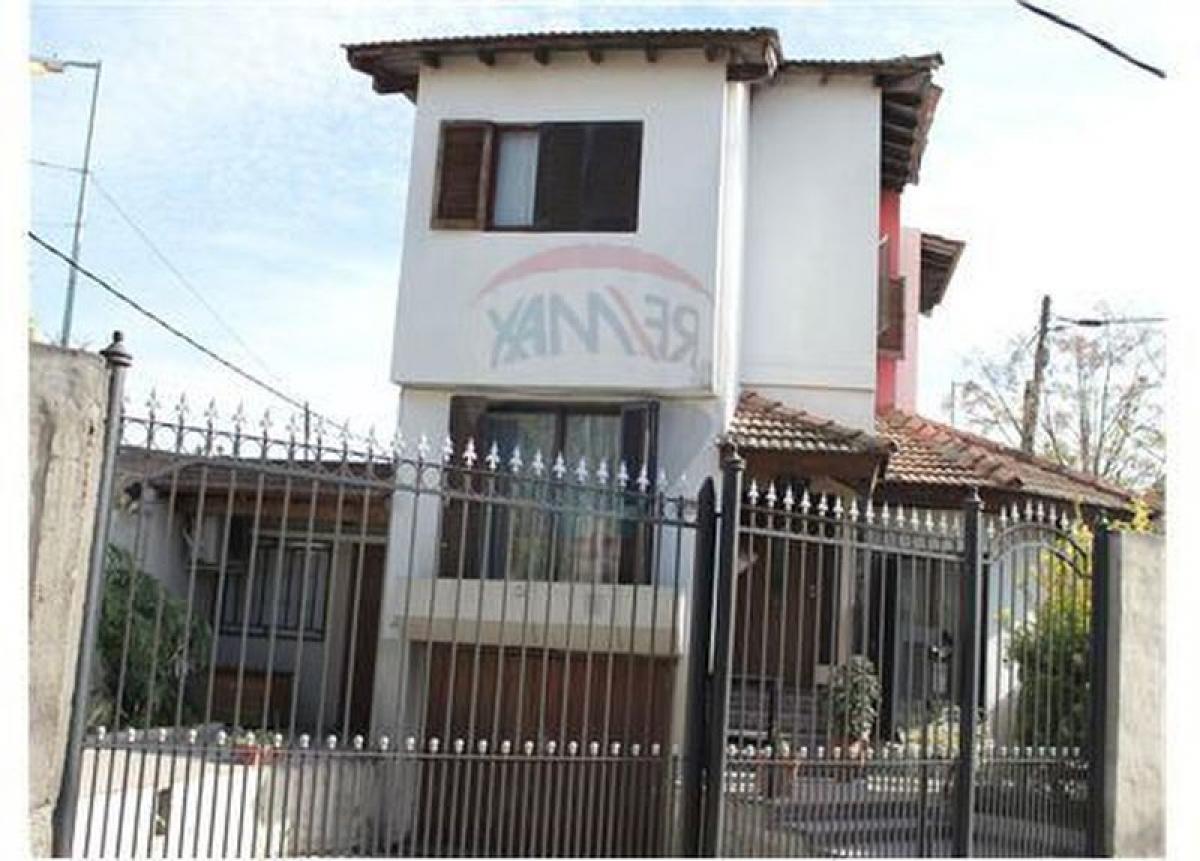 Casa de 3 dormitorios en Lomas de Zamora, Argentina No. 57940