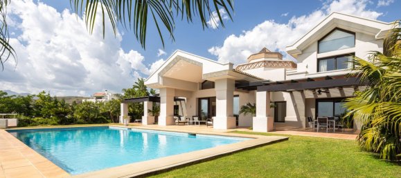6 bedrooms Villa in Malaga, Spain No. 142764 13