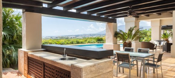 6 bedrooms Villa in Malaga, Spain No. 142764 10