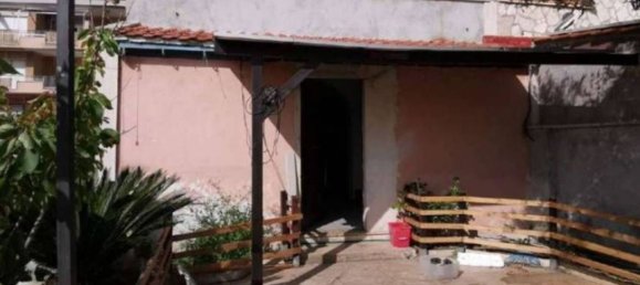 Дом с 3 комнатами в Помеция, Италия № 200782 7