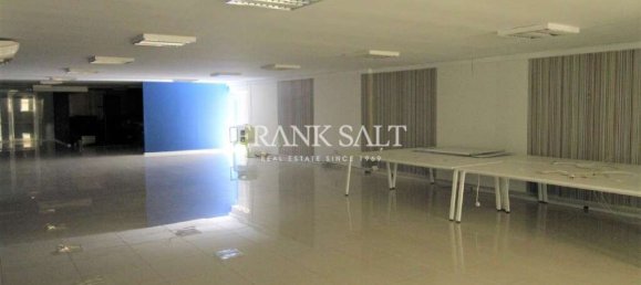  مكتب في Gzira, Malta 400متر مربع رقم 12277 5
