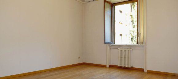 3 bedrooms Apartment in Milan, Italy No. 362702 11