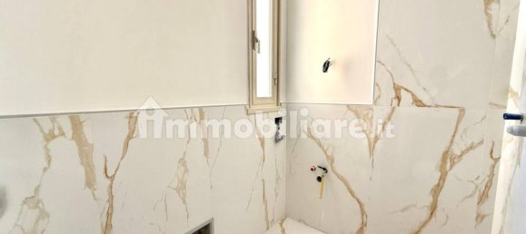 2 bedrooms Apartment in Rome, Italy No. 302108 7