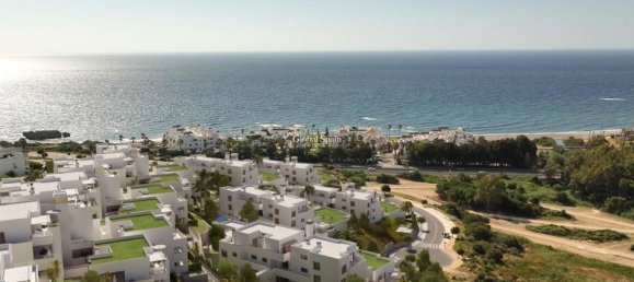 4 bedrooms Apartment in Casares, Spain No. 189635 2