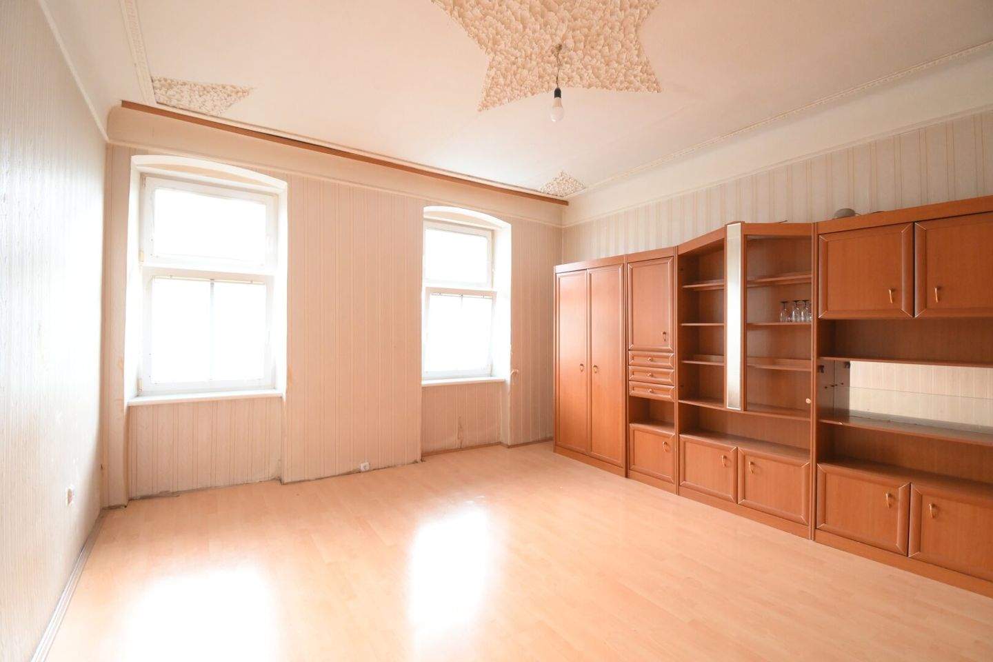 2 rooms Apartment in Rudolfsheim-Funfhaus, Austria No. 136858