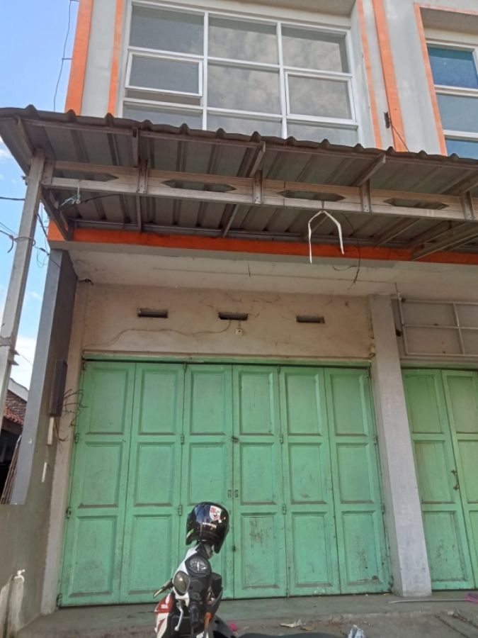 240m² Shop in Serang City, Indonesia No. 1505