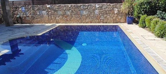 4 bedrooms House in Chloraka, Cyprus No. 7561 2