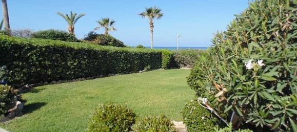 4 bedrooms House in Chloraka, Cyprus No. 7561 3