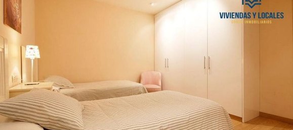 5 bedrooms Apartment in Granada, Spain No. 180185 2