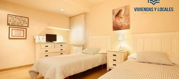 5 bedrooms Apartment in Granada, Spain No. 180185 3