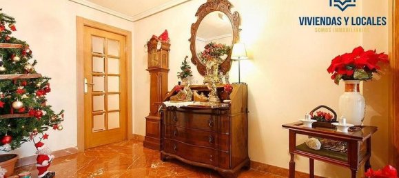 5 bedrooms Apartment in Granada, Spain No. 180185 10