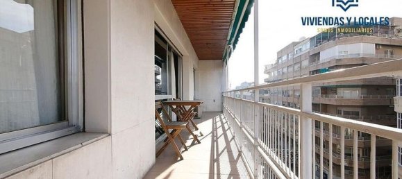 5 bedrooms Apartment in Granada, Spain No. 180185 9