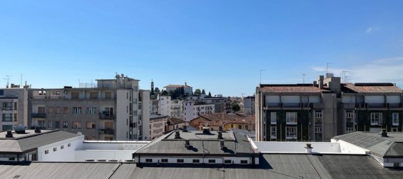 4 rooms Apartment in Udine, Italy No. 286206 19