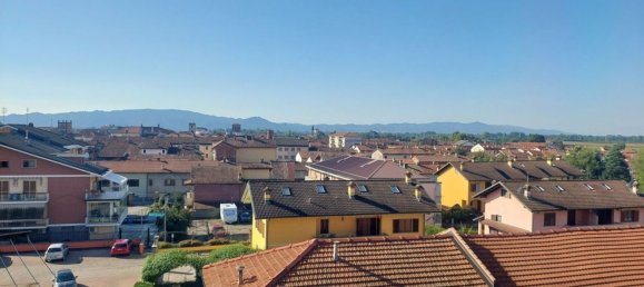 3 bedrooms Apartment in Montanaro, Italy No. 372091 5