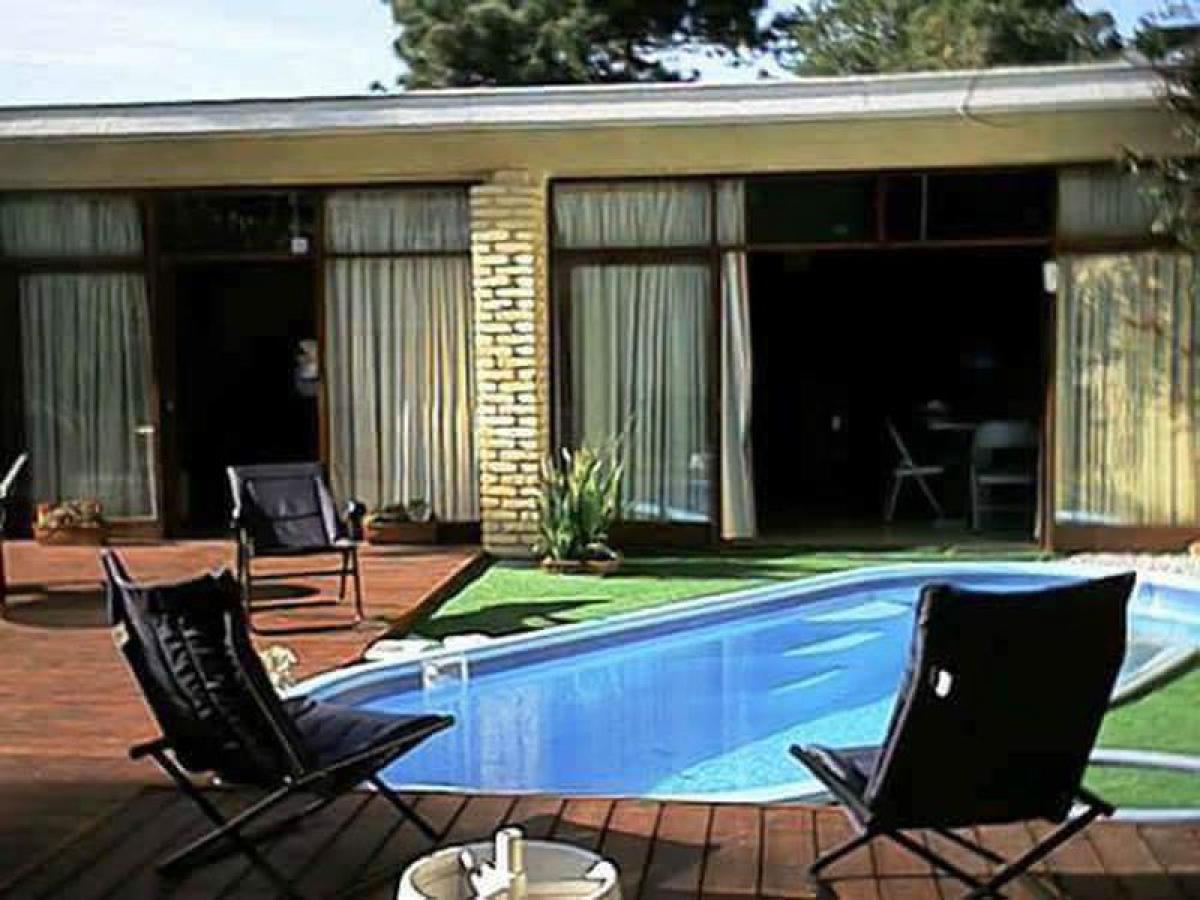3 bedrooms House in Maldonado, Uruguay No. 5200